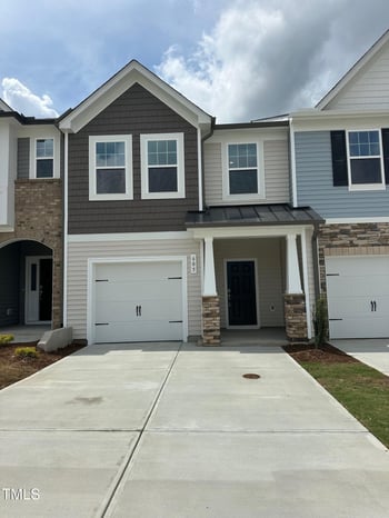 605 Leland Hl Cir, Zebulon, NC 27597