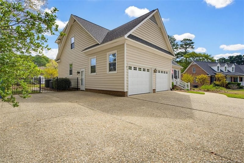 605 Longwood Pl, Fayetteville, NC 28314