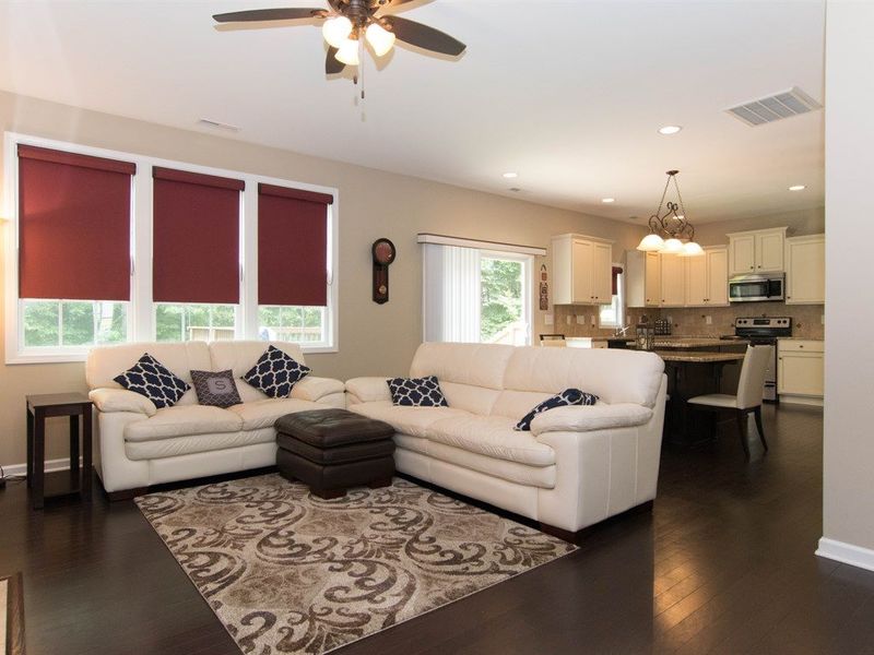 605 Mccarthy Dr, Clayton, NC 27527