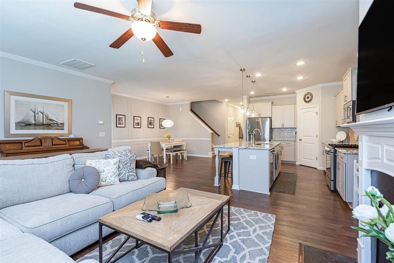 605 Meadowgrass Ln, Wake Forest, NC 27587