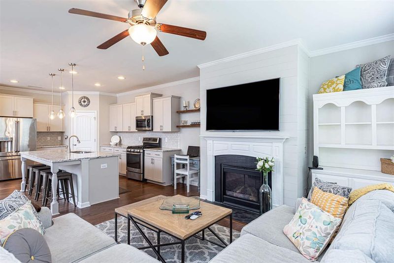 605 Meadowgrass Ln, Wake Forest, NC 27587