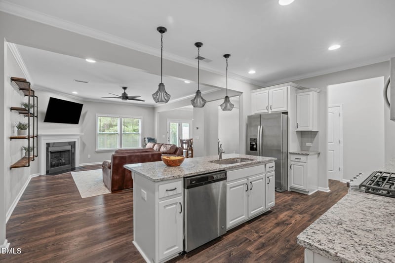 605 Metro Station, Apex, NC 27502