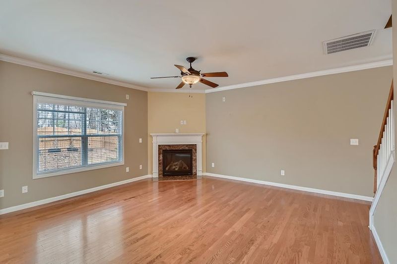 605 October Glory Ln, Apex, NC 27539