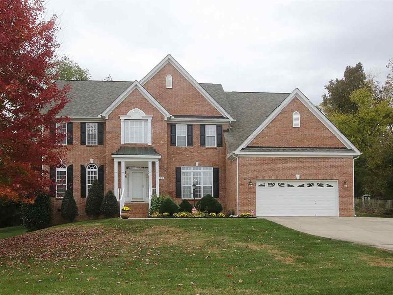 605 Orchard Pl, Hillsborough, NC 27278
