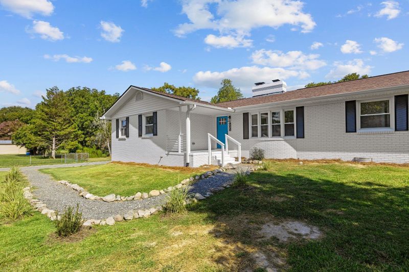605 Proctor St, Zebulon, NC 27597