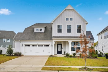 605 Ressler St, Holly Springs, NC 27540