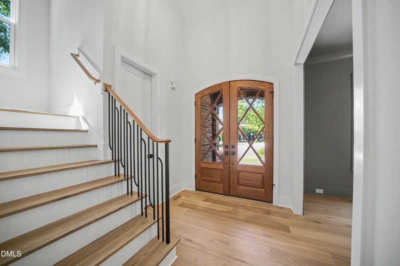 605 Ridgecrest Rd, Cary, NC 27511