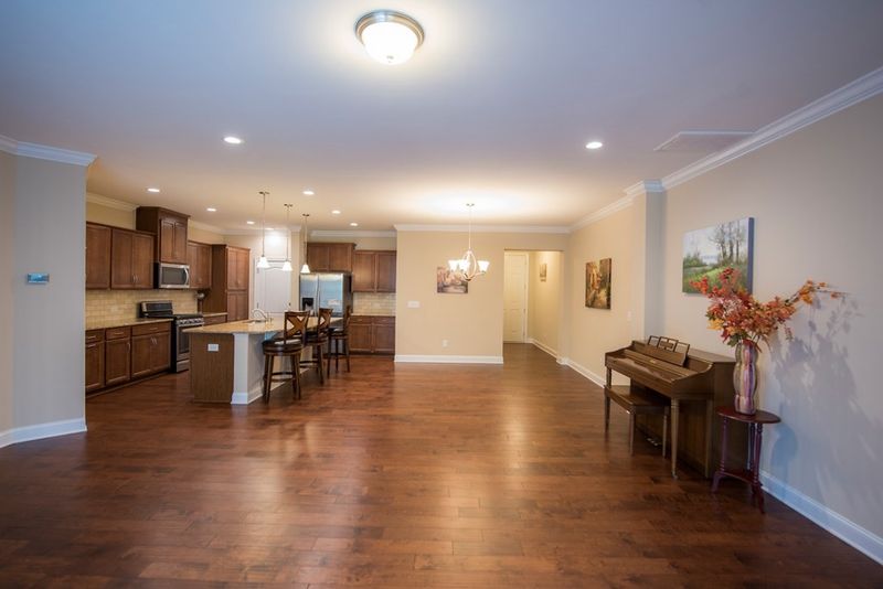 605 Rockcastle Dr, Cary, NC 27519