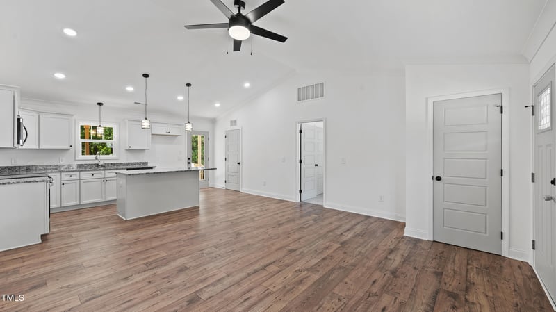 605 Roosevelt St, Mebane, NC 27302