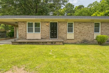 605 Sexton Ave, Zebulon, NC 27597