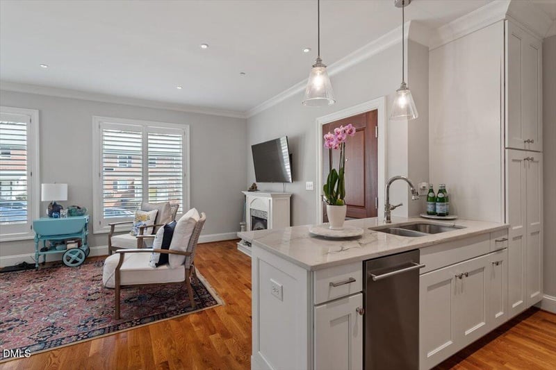 605 Smedes Pl #B, Raleigh, NC 27605
