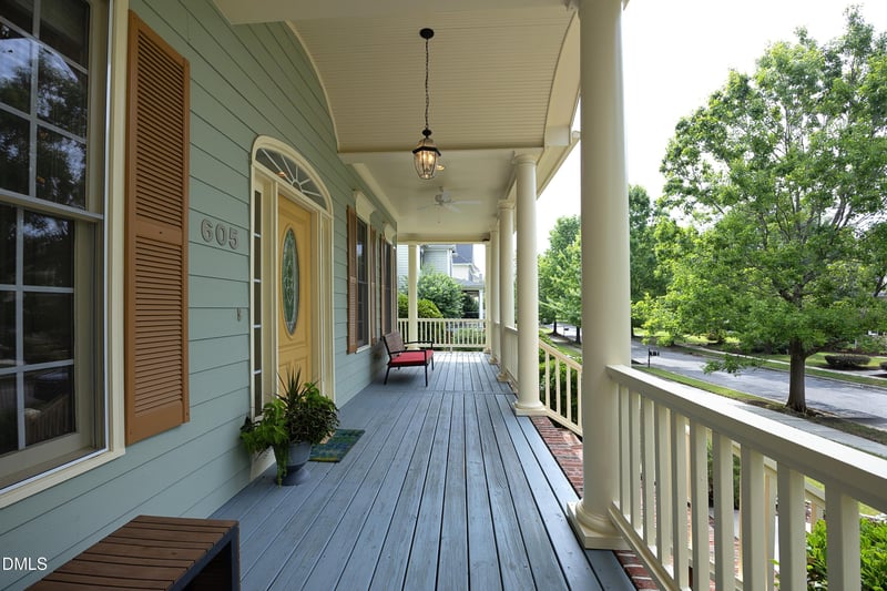 605 Stafford Brook Ln, Cary, NC 27519