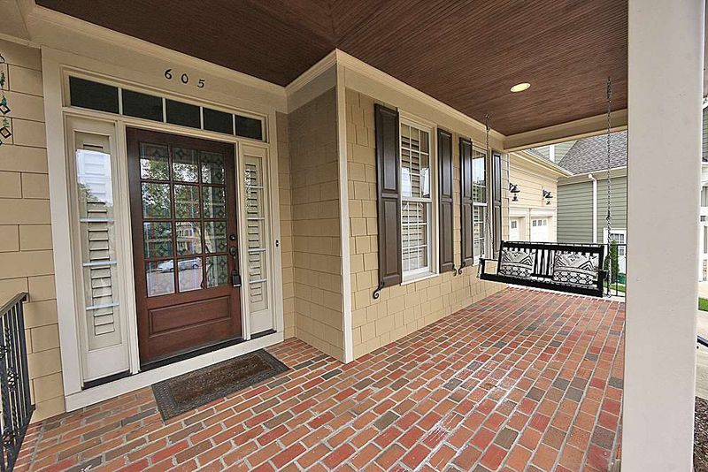 605 Thomaston Hill Ct, Cary, NC 27519