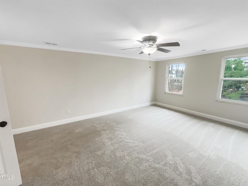 605 Trappers Run Dr, Cary, NC 27513