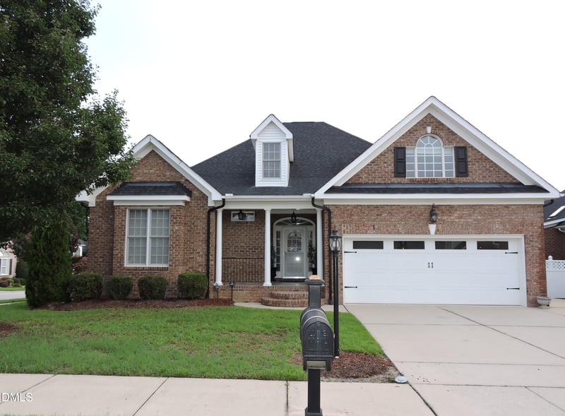 605 Walapai Dr, Fuquay Varina, NC 27526