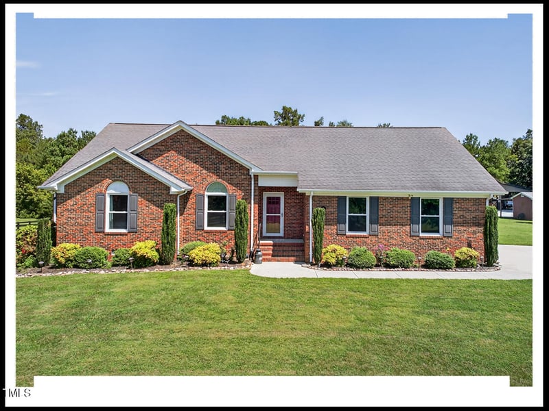 6050 Country Highland Ln, Mebane, NC 27302