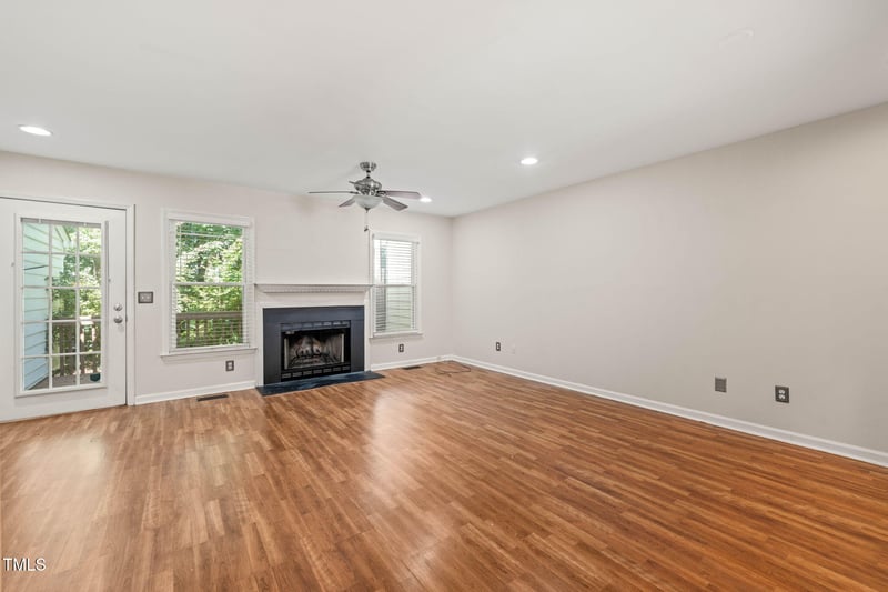 6051 Epping Forest Dr, Raleigh, NC 27613