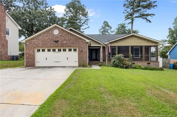 6053 Lakeway Dr, Fayetteville, NC 28306