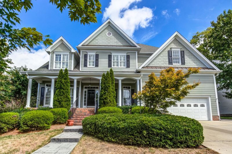 606 Ballad Creek Ct, Cary, NC 27519