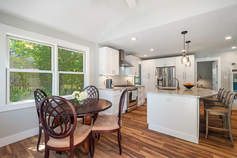 606 Craig St, Chapel Hill, NC 27516