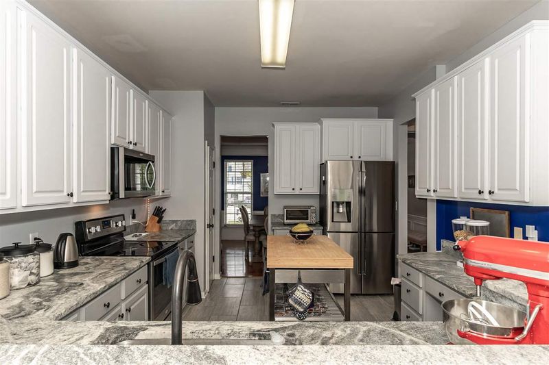 606 Crescendo Dr, Morrisville, NC 27560