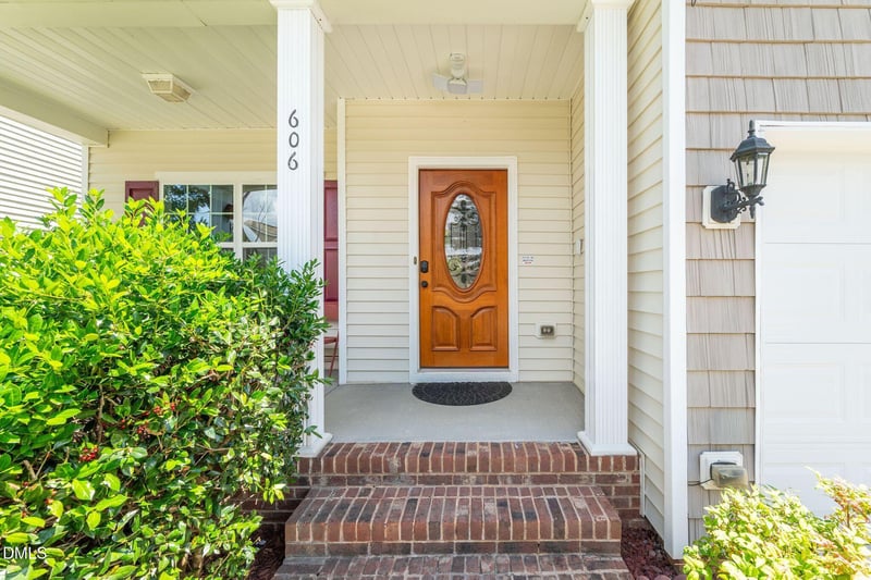 606 Crosstie St, Knightdale, NC 27545