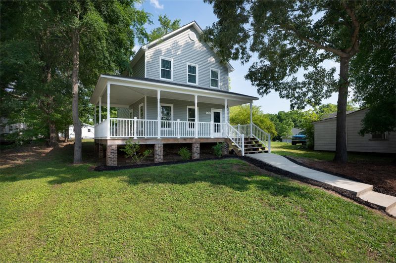 606 E Elm E Graham, Graham, NC 27253