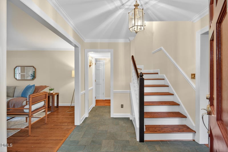 606 Emory Dr, Chapel Hill, NC 27517