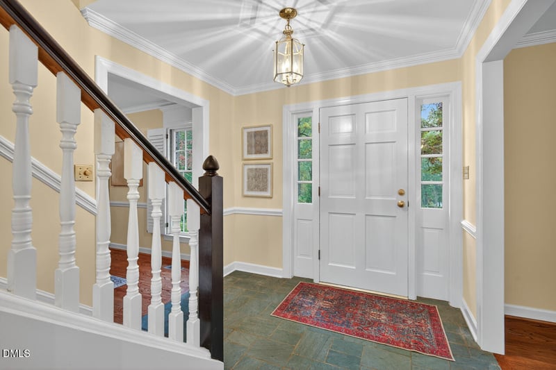 606 Emory Dr, Chapel Hill, NC 27517