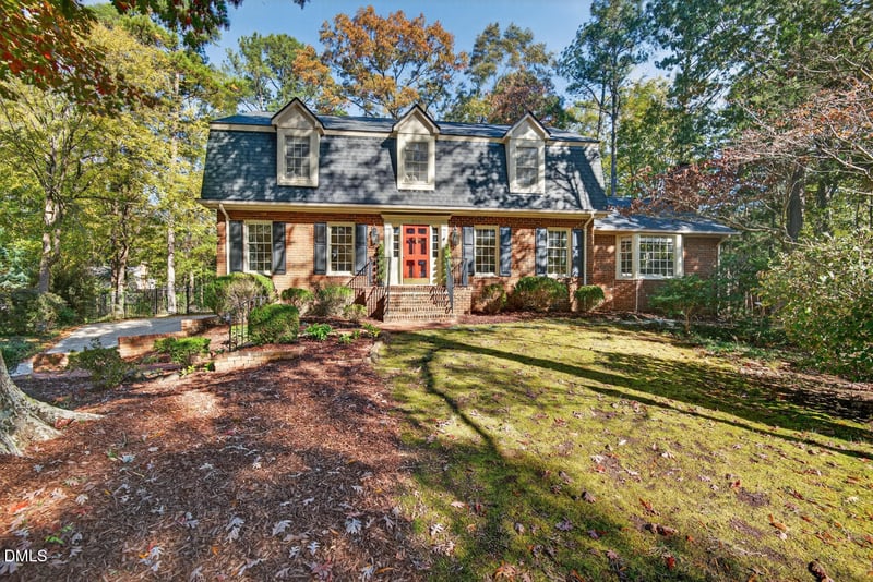 606 Emory Dr, Chapel Hill, NC 27517