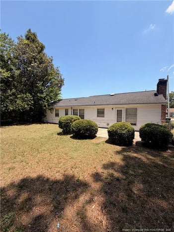 606 Glensford Dr, Fayetteville, NC 28314