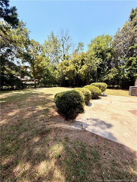 606 Glensford Dr, Fayetteville, NC 28314