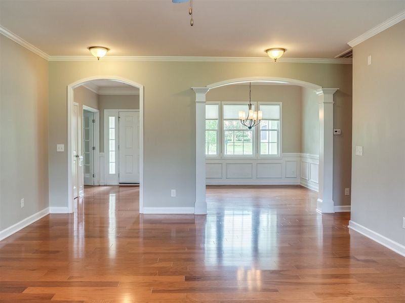 606 Harkness Cir, Durham, NC 27705