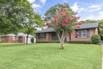 606 Hawthorne Ln, Wilson, NC 27893
