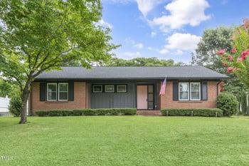 606 Hawthorne Ln, Wilson, NC 27893