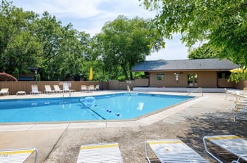 606 Oak Tree Dr, Chapel Hill, NC 27517