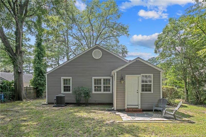 606 Poole Dr, Fayetteville, NC 28303