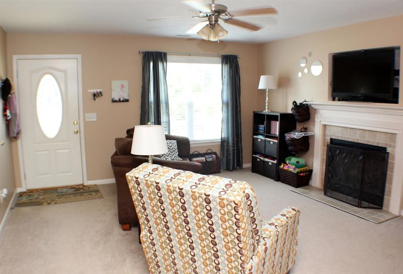 606 Quincy Ct, Graham, NC 27253