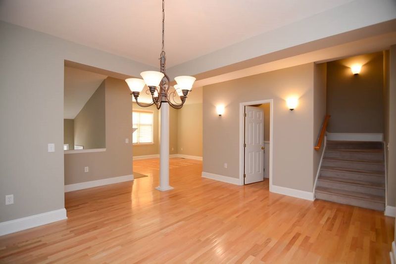 606 Scales Towne Ct, Raleigh, NC 27608