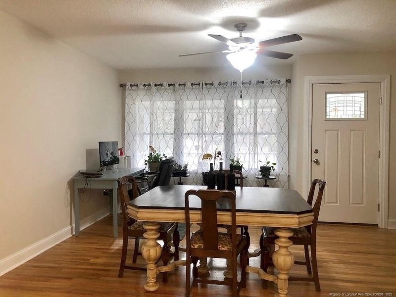 606 N Steele St, Sanford, NC 27330