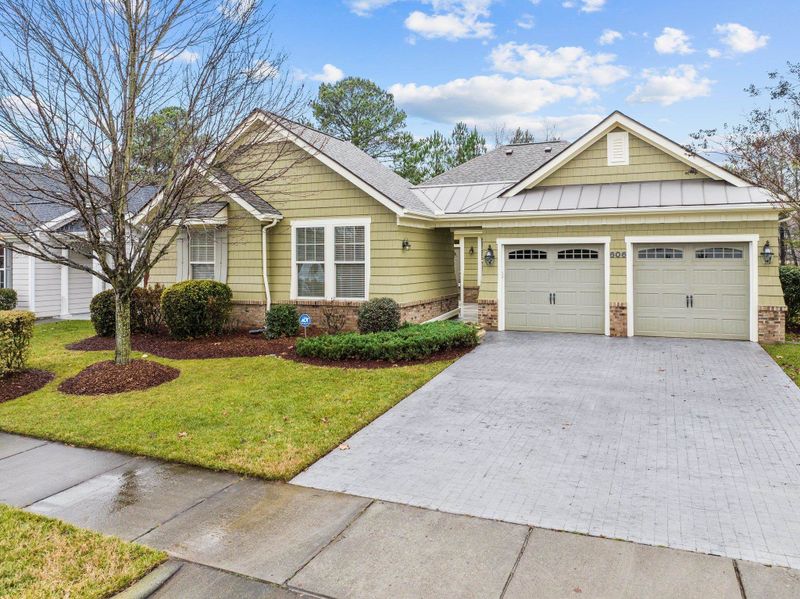 606 Tranquil Sound Dr, Cary, NC 27519