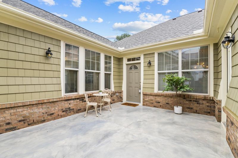 606 Tranquil Sound Dr, Cary, NC 27519