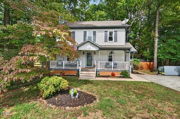 606 Valley Dr, Durham, NC 27704