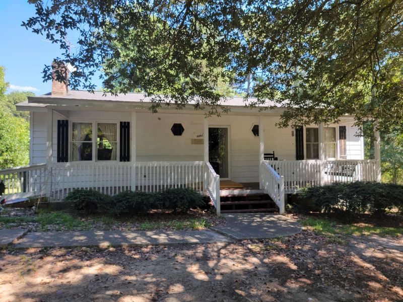 6061 Old Fairground Rd, Benson, NC 27504