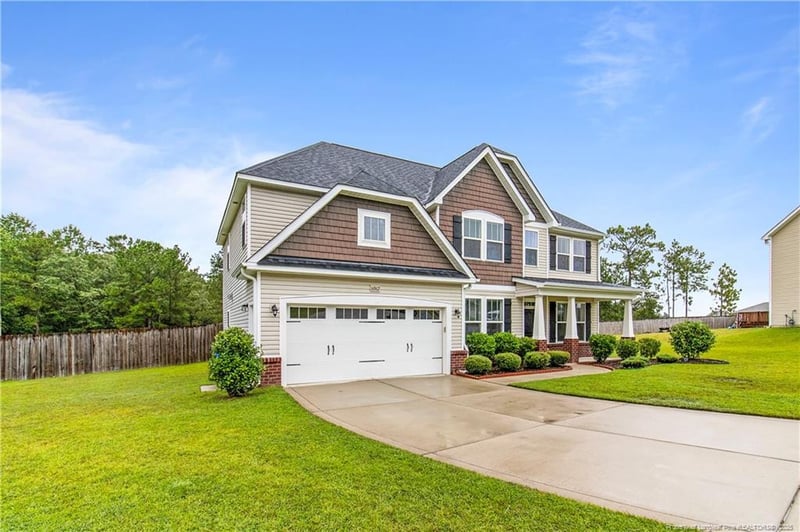 6062 Whitemoss Ct, Fayetteville, NC 28311