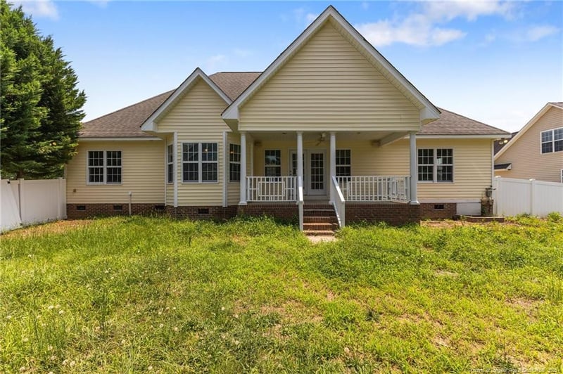 6065 Cornfield Ave, Fayetteville, NC 28314
