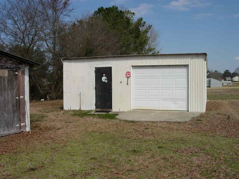6069 N Nc 210 N, Angier, NC 27501