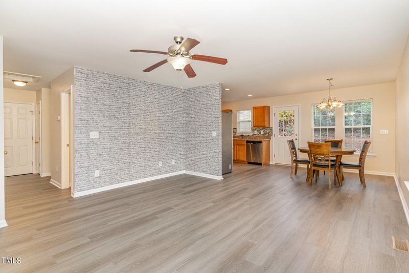 607 2nd St, Apex, NC 27502