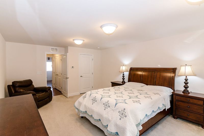 607 Berry Chase Way, Cary, NC 27519