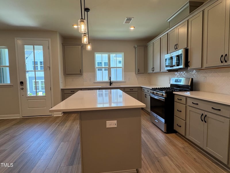 607 Callan View Ave, Wake Forest, NC 27587